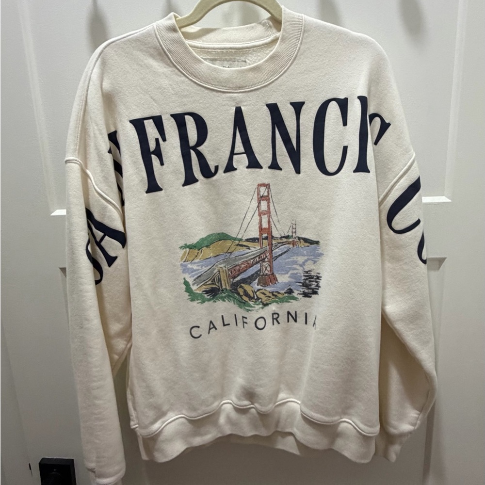 Abercrombie & Fitch Ivory Crewneck with Navy San Francisco Print